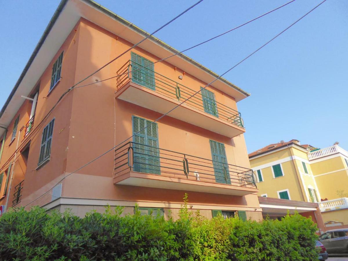 La Casa Del Merlo By Holiday World Sestri Levante Exterior photo